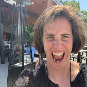 Meet your Posher, Lena